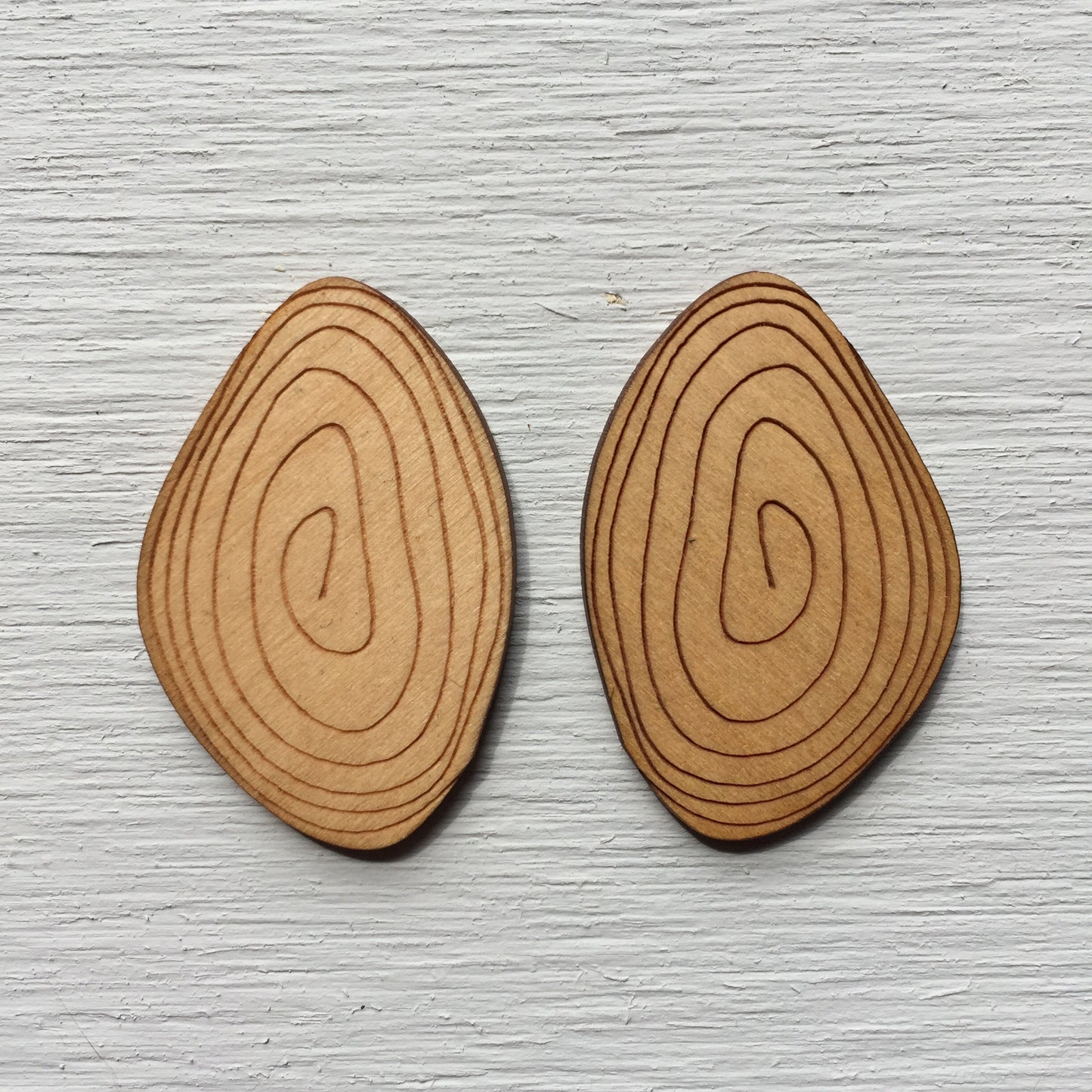 Tree Ring - Wooden Laser Cut Earrings || Modern Geometric Jewelry